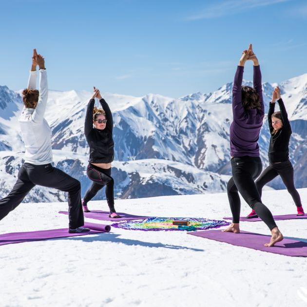 ski-yoga.jpg