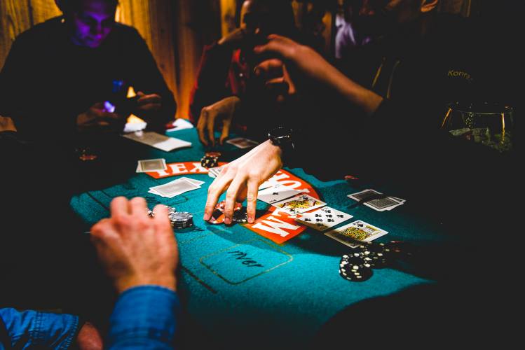 poker.jpg