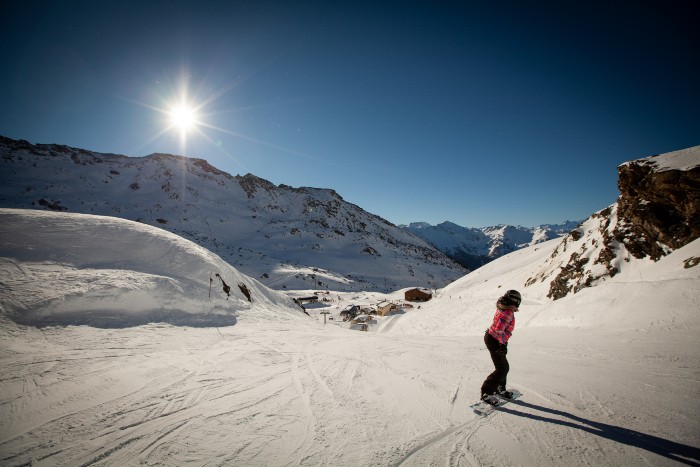 zorganizowany wyjazd na narty i snowboard do Marillevy