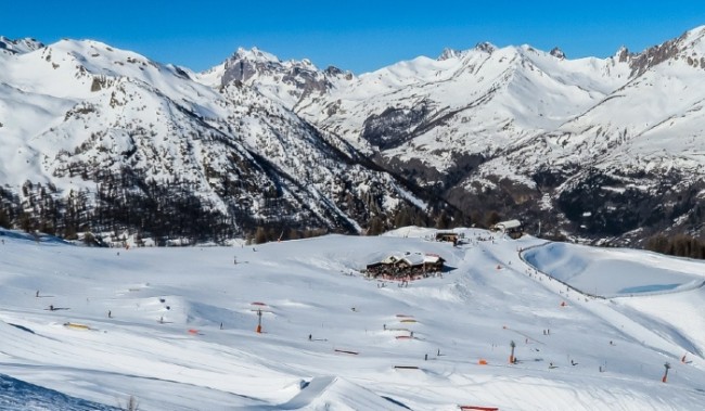 zorganizowany wyjazd na narty i snowboard do Les 2 Alpes