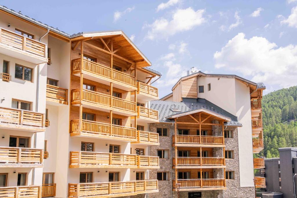 Residence Arya profilowe #1.jpg