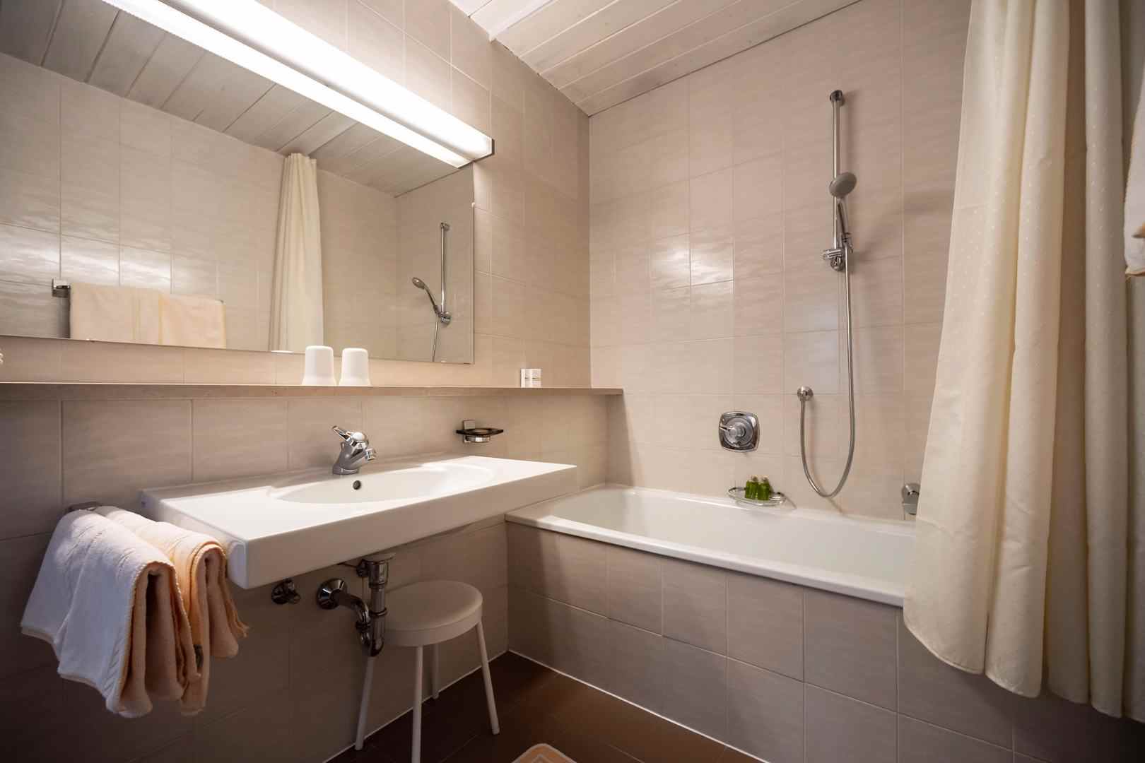apartament 4-osobowy z antresolą w rezydencji Post Residence w 3 Zinnen
