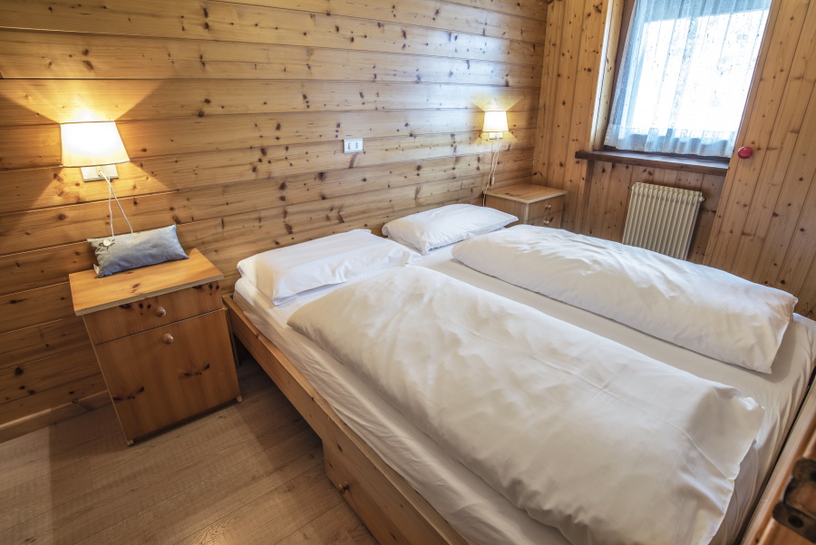 Apartament 5-osobowy - sypialnia.jpg